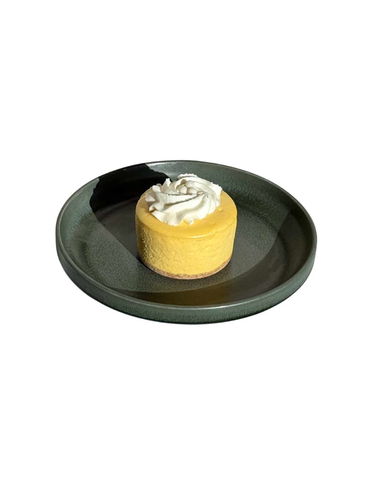 Lemon cake dessert